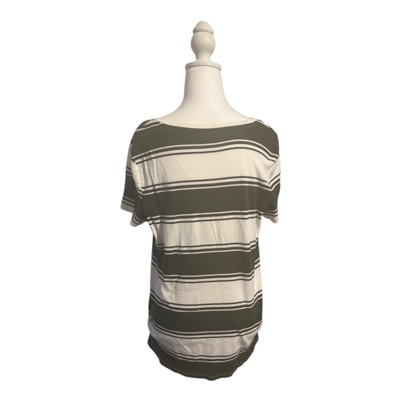 Women's T-Shirt Large - Picture 2 of 5